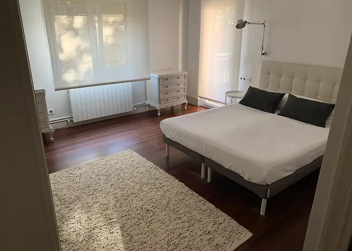 Apartxibi Апартаменты Бермео